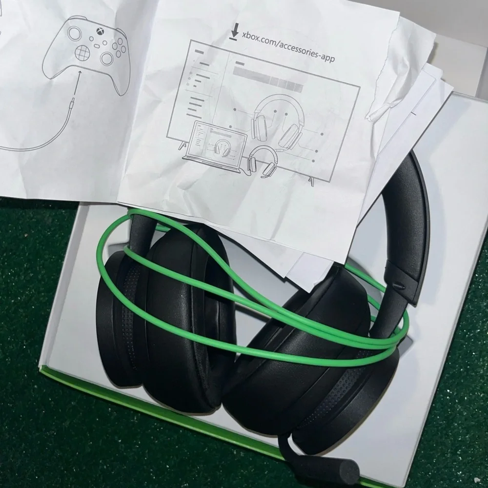 Microsoft Xbox Wired Gaming Stereo Headset for Xbox Series X|S, Xbox One - Black